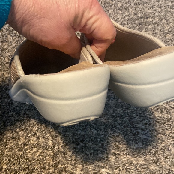 FlyFlot Slippers - Picture 6 of 6